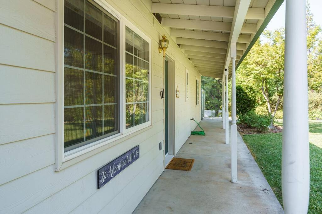 Acorn House - Charming House In Green Heaven With Pool Table With Lovely Backyard โอกเฮิร์สต์ ภายนอก รูปภาพ